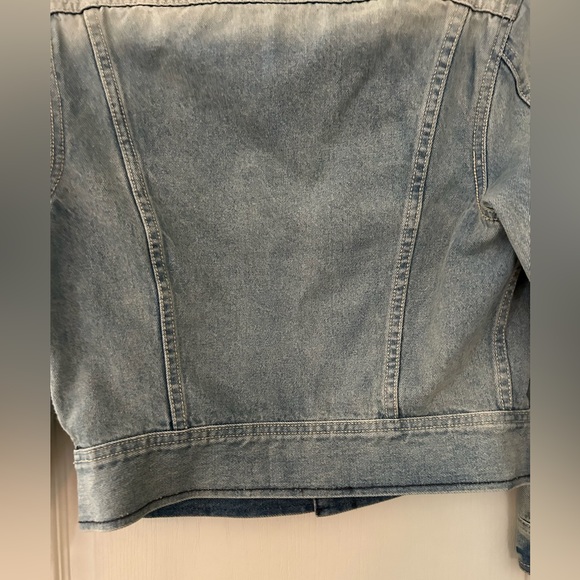 NWT Wilfred Cropped Denim Jacket - Picture 6 of 9